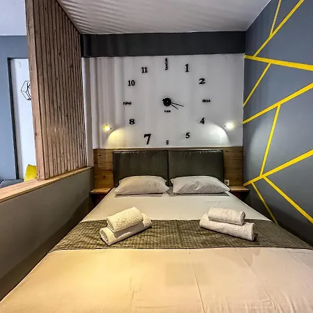 Comfort Luxury Studio * غيراكيني