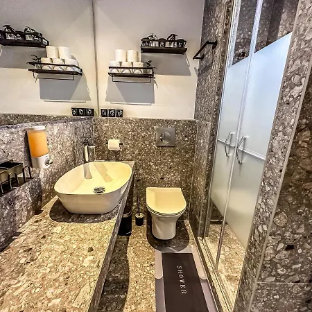 بيت للعطل Comfort Luxury Studio غيراكيني